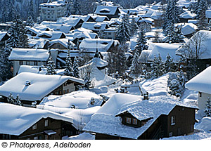 Verschneites Adelboden, Schweiz